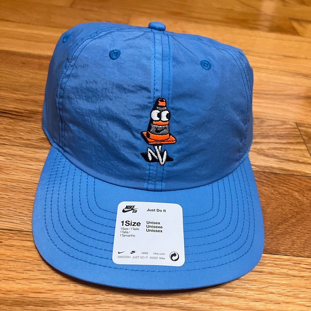 Nike hat brand new